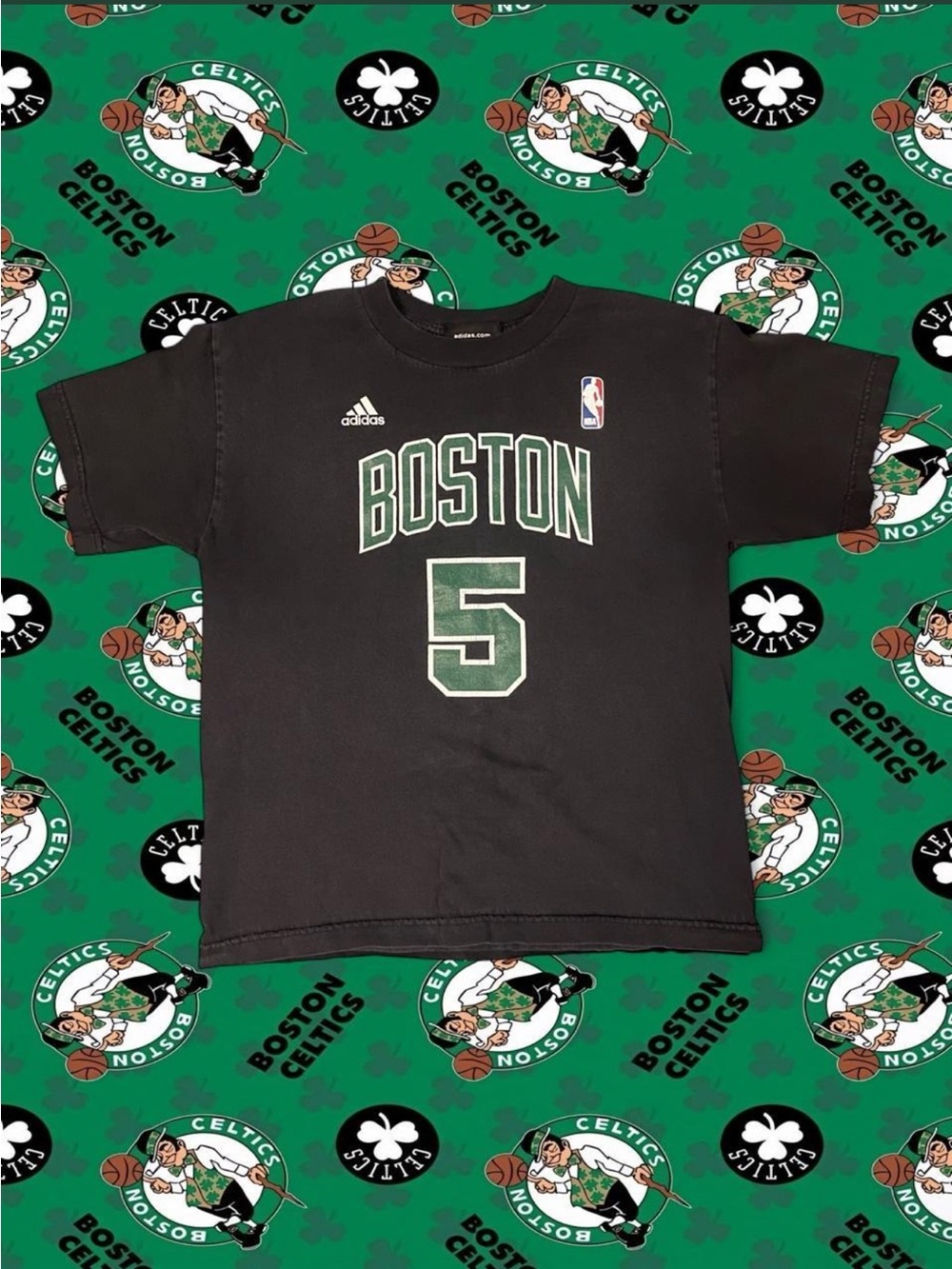 Vintage Early 2000s Kevin Garnett Boston Celtics Tee🍀